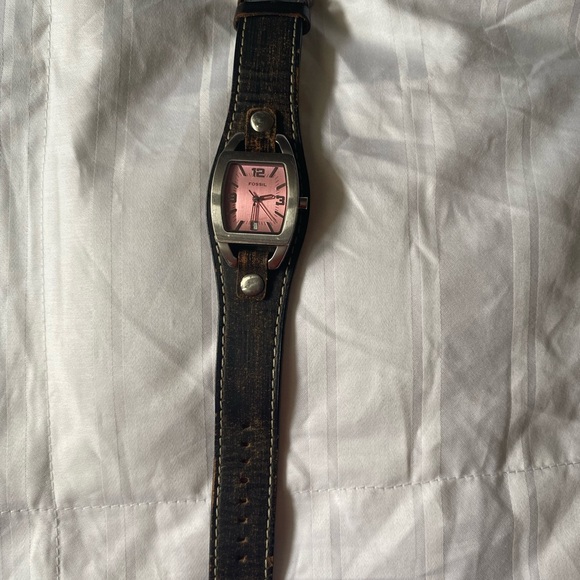 Fossil Pink Dial Leather Strap Watch - Picture 1 of 2
